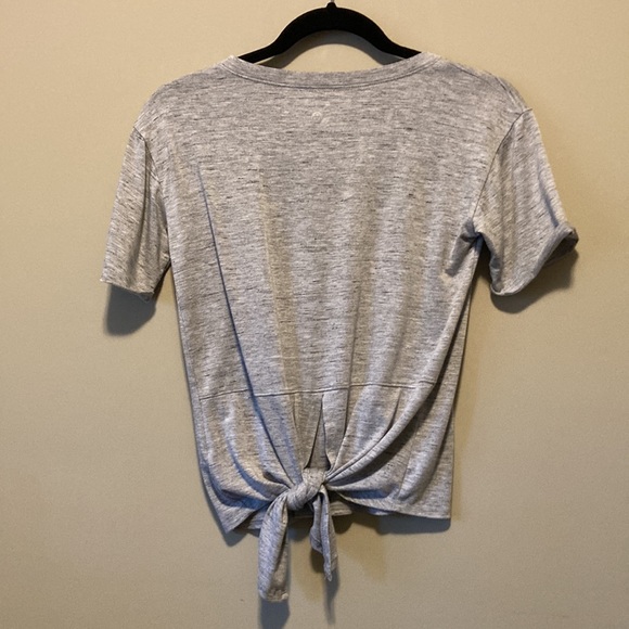 3 for $12 Bundle sale! Zella tie-back tee XL - Picture 2 of 4